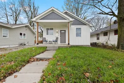 Indy’s Sunshine Suite Next to the Fairgrounds!