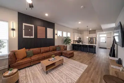 Image de Modern 3br 2. 5ba New Build Luxury—Near Downtown Cleveland!