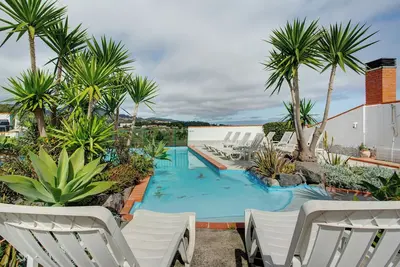 Image de Appartement \"Villa Pool Front\" avec vue sur les montagnes, piscine partagée et Wi-Fi