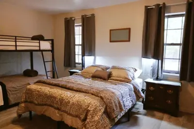 Image de Work Crews & Families on the Farm!