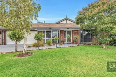 Murrumbidgee Abode Sleeps 8 -4 b New to Stazs Give us a Stay