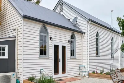 Image de The Old Trentham Church - 300 meters from town