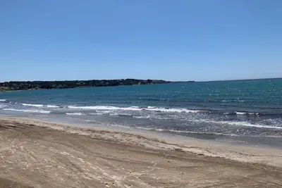 Image de Sanary sur Mer Le Vallon Du Roy T2 à 300 à pied  mètres de la plage. Piscine, tennis, . . .