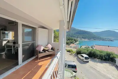Image de Appartement d'une chambre avec le balcon et la vue sur le mer Klek, Usce Neretve (A-23139-a)