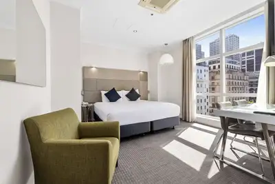 Image de Rise & Shine in our 2b Apartment with the best of Melbourne Cbd on your doorstep