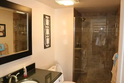 Image de Condo on the London Bridge channel with private beach in Lake Havasu City