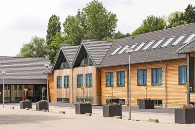 Luxury Room with Patio Free Parking Close to Nijmegen and Eindhoven