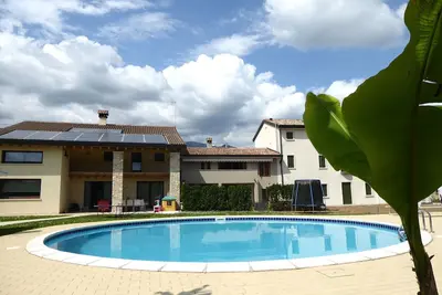 Image de Maison de vacances à Castelcucco avec 3 chambres à coucher, 6 couchages