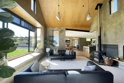 Image de Queenstown House - XLarge, Modern & Private, Great for kids