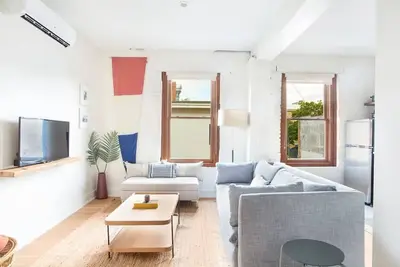 Image de Annabelle 3c - Roomy Hip 2br in the Heart of Downtown Savannah