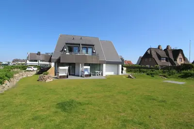 Image de Spacious three-room vacation apartment on two levels close to the beach