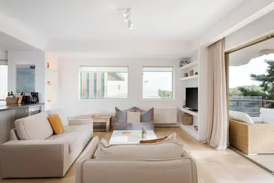 Image de Vouliagmeni Serenity Residence