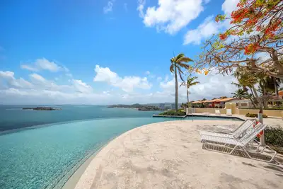 Image de Infinity Pool | Golf Course Access | Balcony by Otium