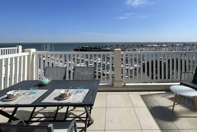 Image de Arcachon - Beau T2 avec grande terrasse vue port