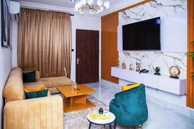 Image de Stylish 3br Ensuite Apartment 24/7 Power Fast WiFi Secure Estate Ikeja Lagos