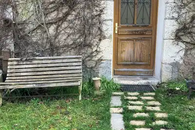Image de Appartement et atelier d art, dans une ferme ancienne et proche de Sancerre