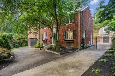 Spacious and Quiet 4 Bedroom House 5min Drive to Dc