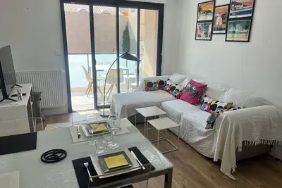 Image de T2 climatisé, terrasse, pkg, asc, 1mn à pied du port, 5mn en bus de Collioure