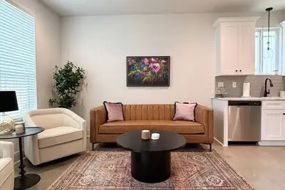 Image de New•Thibodeaux House•2 King Beds•Fast WiFi•65\" Tv