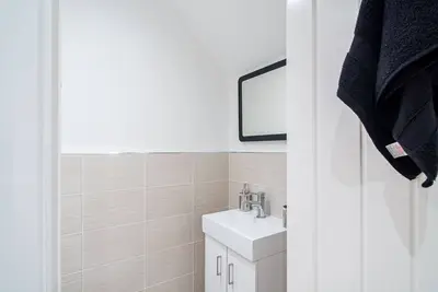 Image de Appartement-Entreprise-Salle de bain-Vue sur la campagne-Free Private Parking