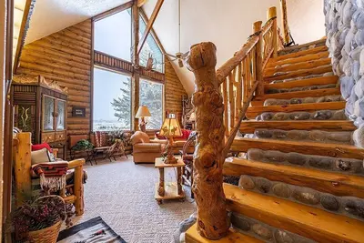 Image de Remarkable views of Cody & the surrounding mountains, few mins to Downtown Cody.