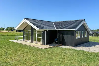 Image de Belle maison à Stege avec sauna