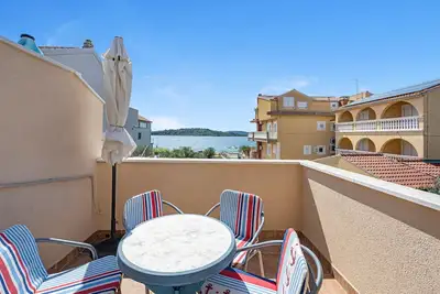 Image de Bel appartement de 2 chambres à Vodice