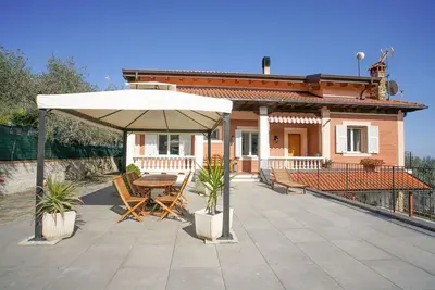 Superbe maison à Imperia avec WiFi