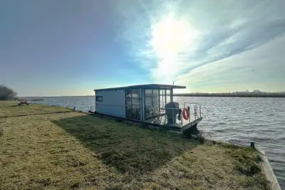 Image de Magnifique navire à Molkwerum