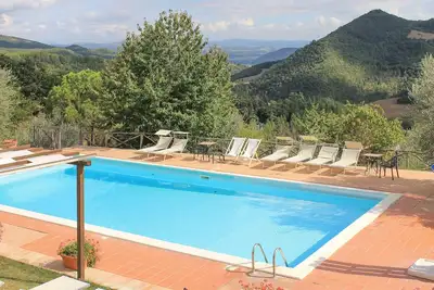 Image de Magnifique maison Ă Monte S. Maria.