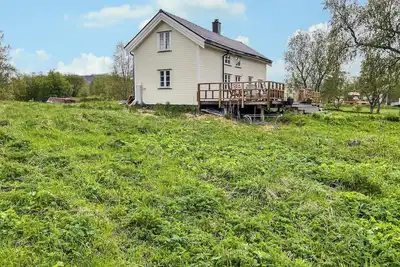 Image de Belle maison à Inndyr avec WiFi