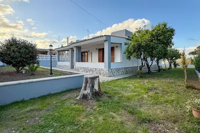 Image de Belle maison à Nettuno avec WiFi