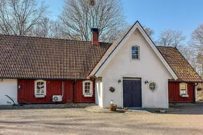 Image de Amazing home in Ubbalt with sauna