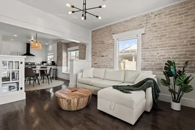 Image de Charming Bungalow Near It All