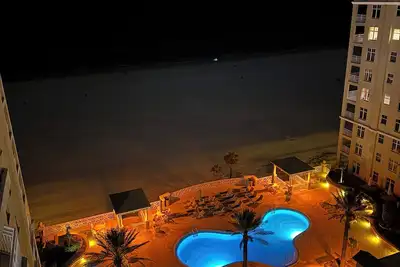 Image de Spectacular Mandalay Beach Club Condo on Clearwater Beach!