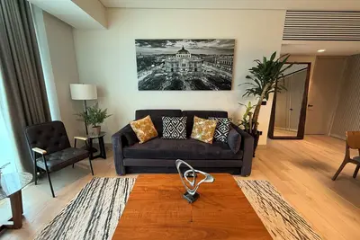 Image de New Apt. With Pool, fitness room, WiFi, best location, secure building 24/7.