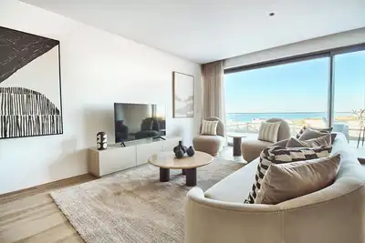 Image de Exquisite Sea View Apartment With Shared Pool- 24e