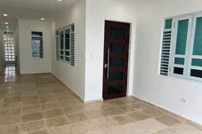 Spacious 4-bedroom house with WiFi, Ac in beautiful Cayey