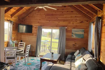 Image de New spacious-charming one bedroom cottage with loft at Wilson Lake Country Club
