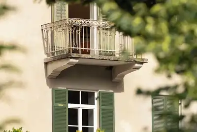 Your old apartment with charm