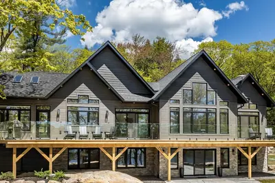 Image de Private 5 bed 4 bath cottage on Georgian Bay