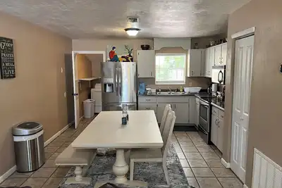 Image de Cozy 2-bedroom house in charming Chiefland with WiFi, Ac