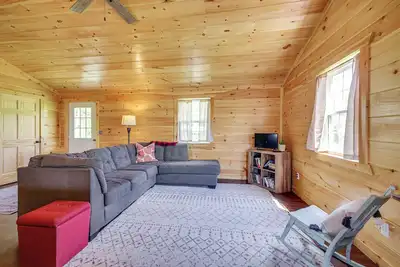 Image de Bring Your Boat: Cabin w/ Lake Access in Halfway