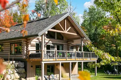 Image de La Flamme des Montagnes | Chalet en bois rond Rustique et Luxueux | Spa | Foyer