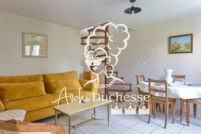 Image de Le chant de Daoud, maison de ville avec jardin et place stationnement