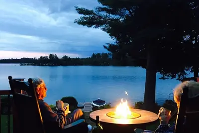 Image de Lakefront Escape w/ Dock, Fire Pit & Views