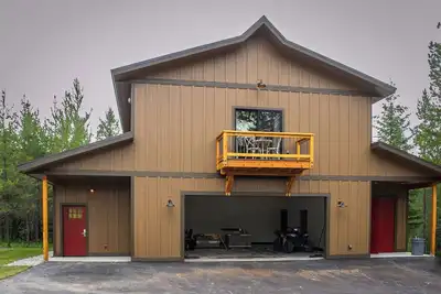 Brand New One Bedroom Barn Loft