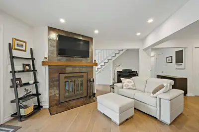 Image de Superbe condo 3 chambres à station Mont-Tremblant, à quelques pas de l'action!