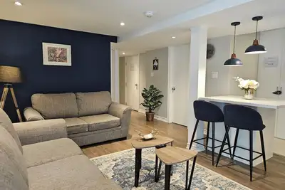 Image de Cozy 2 Bed Rooms Apartment in Prime Location!