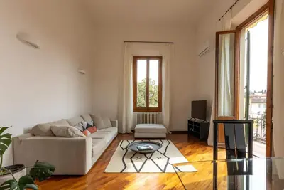 Image de Modern, Bright and Spacious 2-Bedroom Apartment